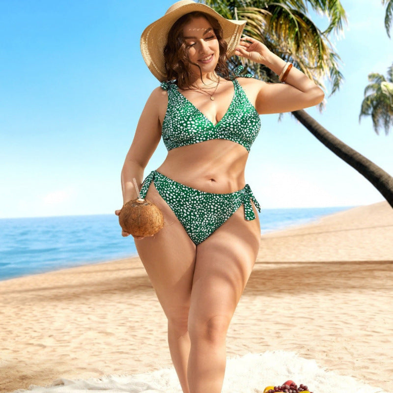 Damen Triangel-Bikini mit verspielten Schleifen und modischem Muster Echo Archiv