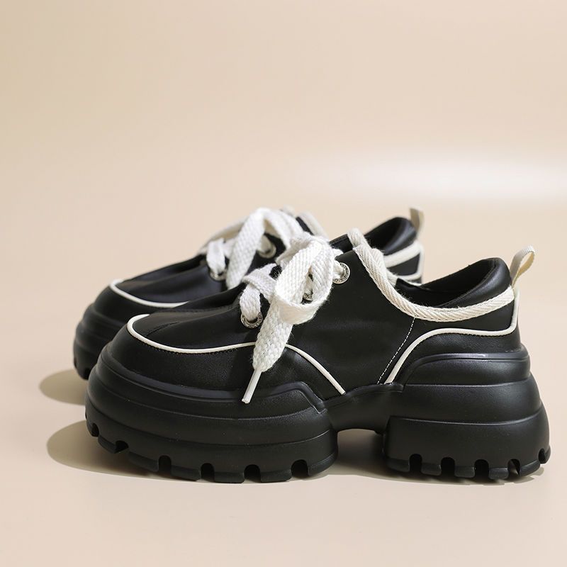 Damen Sportliche Chunky Sneakers mit strapazierfähigem Obermaterial und rutschfester Sohle Echo Archiv