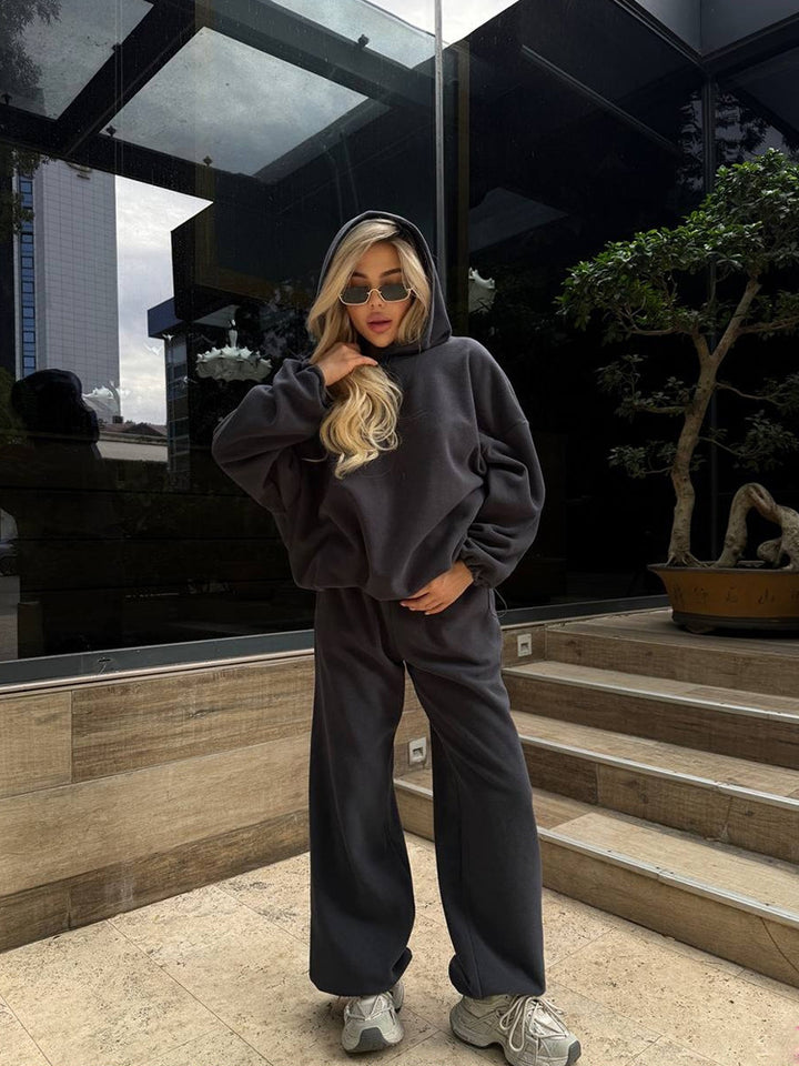 Damen oversized Kapuzen-Sweatshirt mit Ballonärmeln und weite High-Waist Jogginghose – Auréline