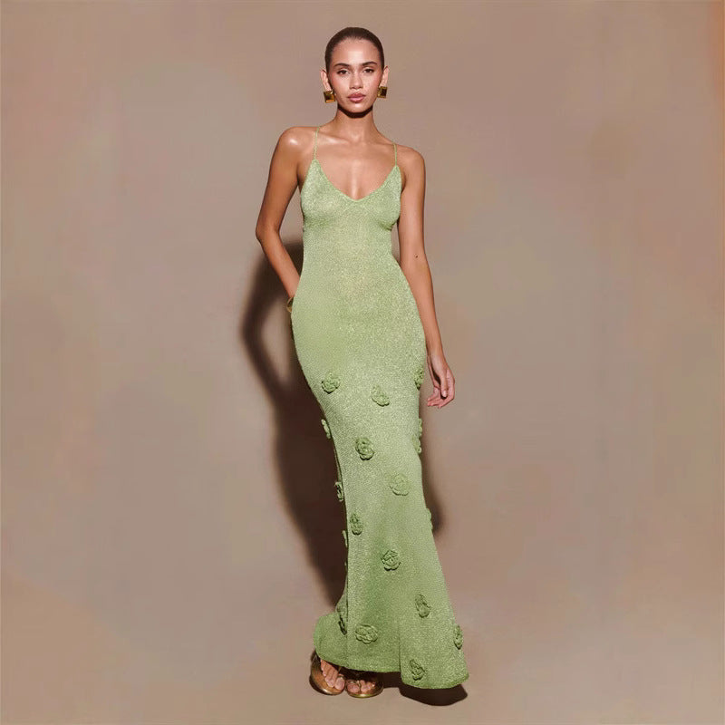 Damen Elegantes Maxikleid mit funkelnden Blütenapplikationen Echo Archiv