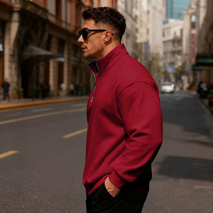 Herren sportlicher Pullover mit Stehkragen und halbem Reißverschluss Echoarchiv