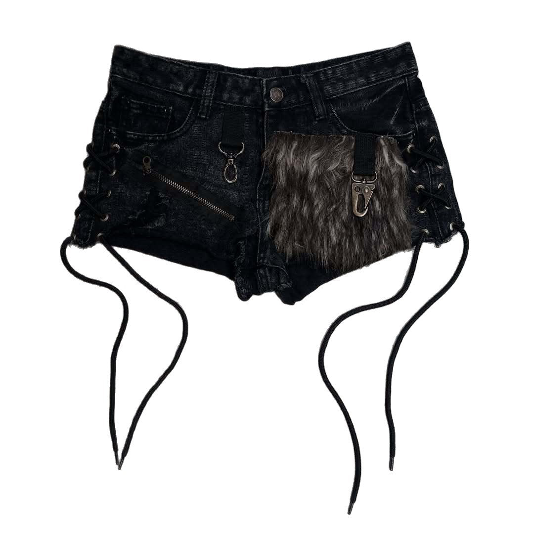 Damen Modische Denim-Shorts mit einzigartigen Lacing-Details und Kunstfell-Applikation Echo Archiv