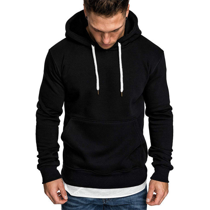 Herren Kapuzenpullover mit modernem Schnitt und praktischen Details Echoarchiv