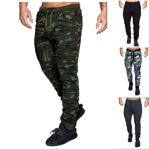 Herren Slim-Fit Jogginghose mit strukturierten Einsätzen Echoarchiv