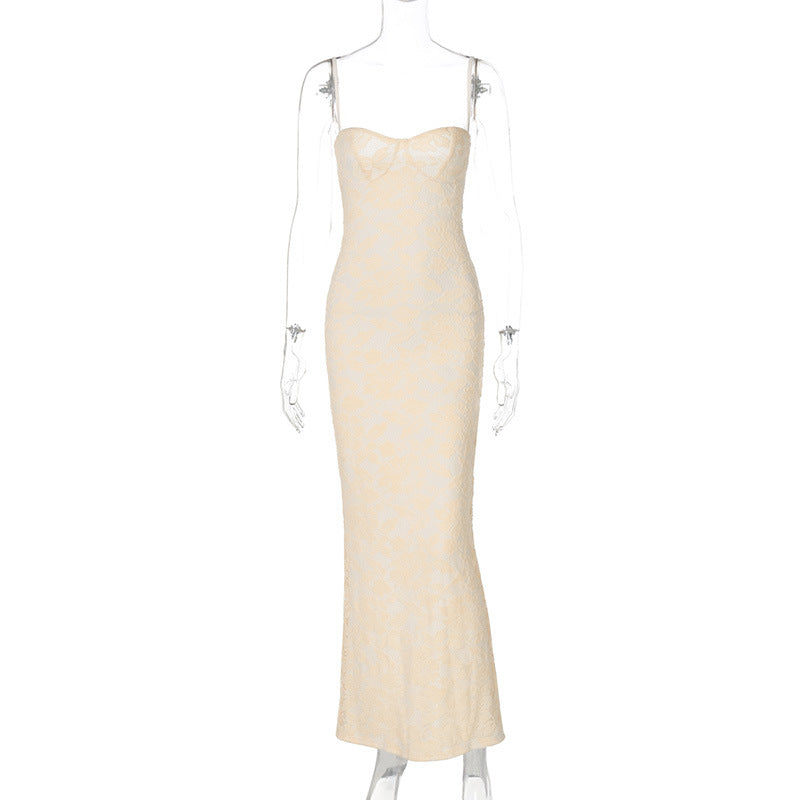 Damen Elegantes Spitzenkleid mit figurbetonter Silhouette und verstellbaren Spaghettiträgern Echo Archiv