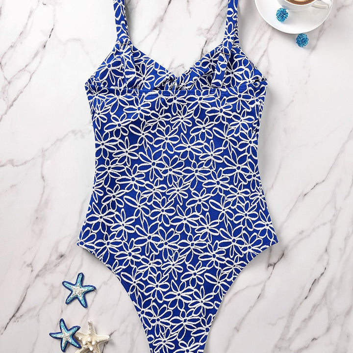 Damen Badeanzug mit innovativem Cut-Out-Design Echo Archiv