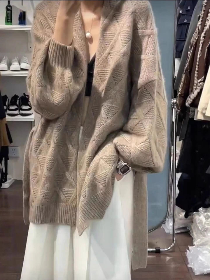 Damen Oversize-Cardigan aus Mohair‑Optik mit Zopfmuster Echoarchiv
