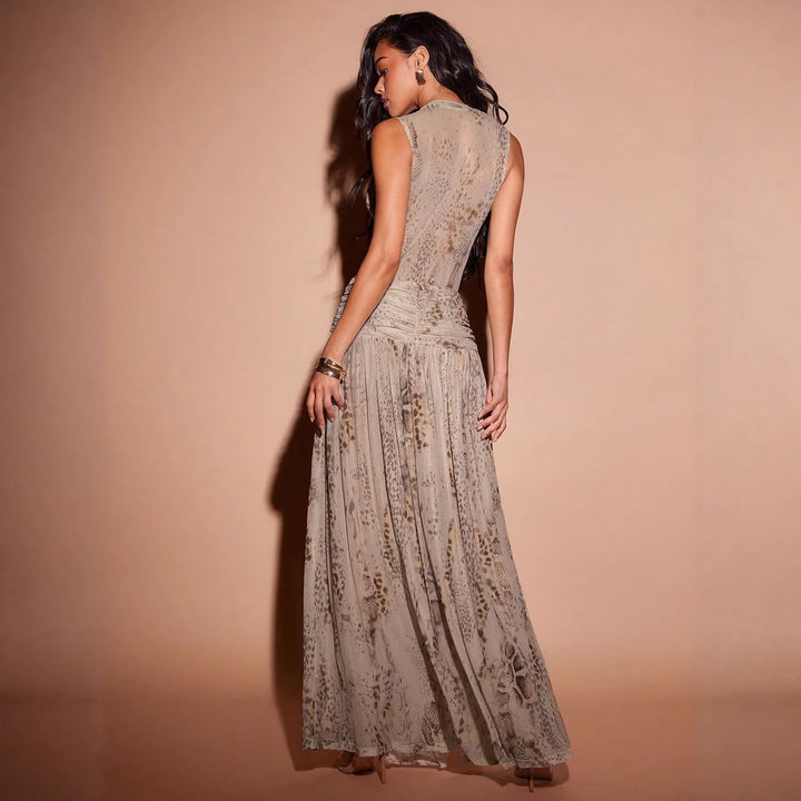 Damen Fließendes Strandkleid mit origineller Raffung und hohem Schlitz Echo Archiv