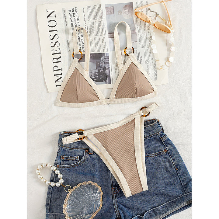 Damen Triangel-Bikini mit eleganten Ringdetails und verstellbaren Trägern Echo Archiv