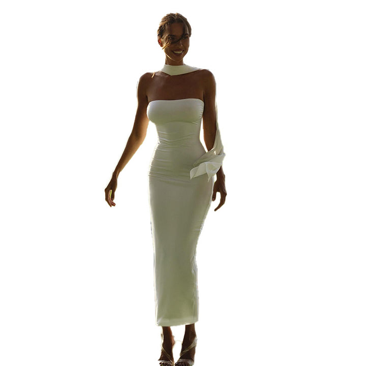 Damen elegantes, schulterfreies Maxikleid mit subtilen Rüschendetails und langen Ärmeln Echo Archiv