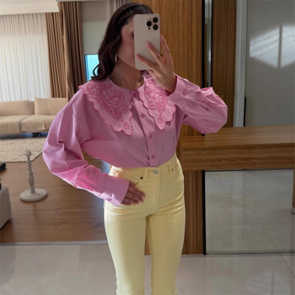 Damen Bluse mit übergroßem besticktem Spitzenkragen, Ballonärmeln & kastiger Silhouette Echoarchiv