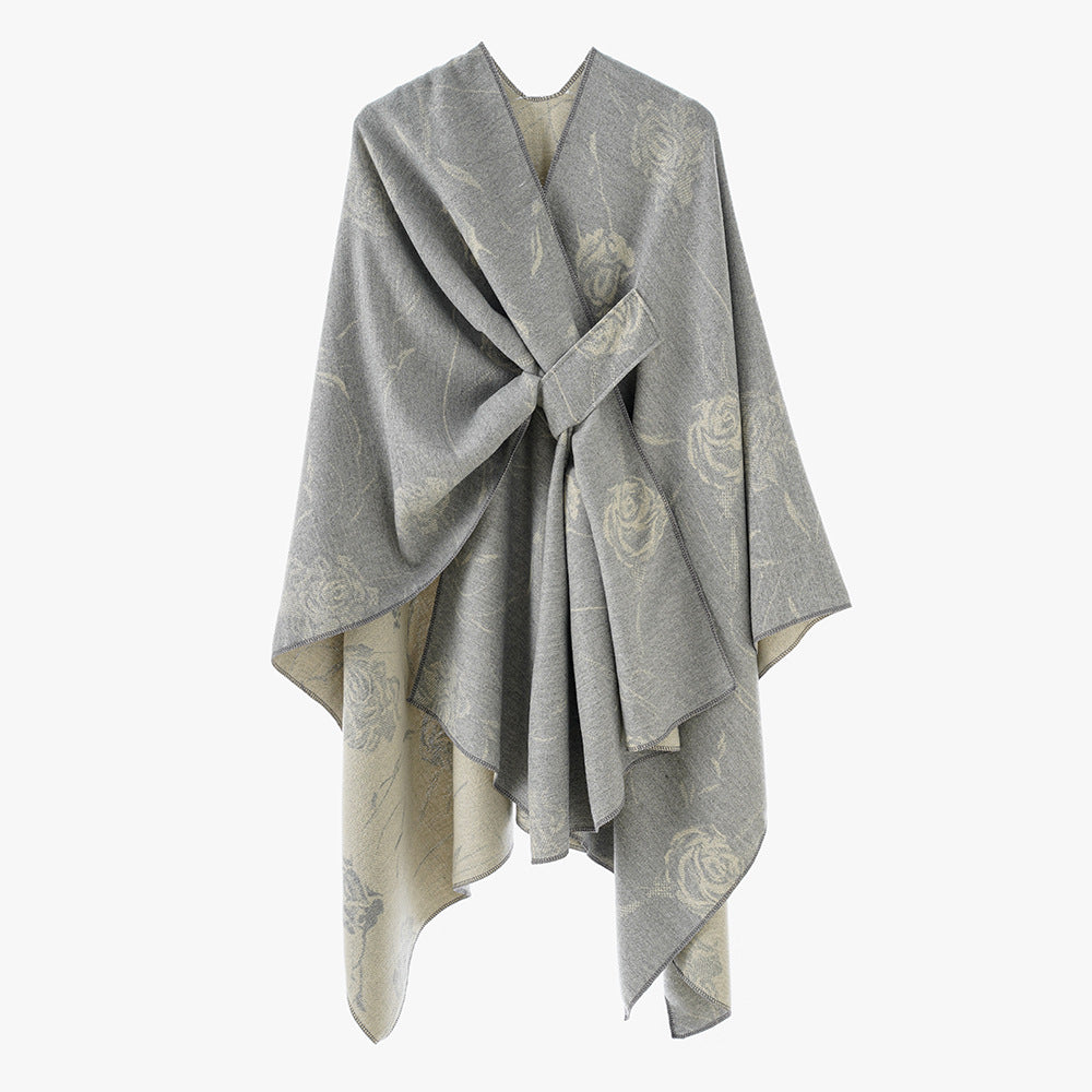 Damen Wendbarer Capeponcho mit Rosen-Jacquard und Bindegürtel Echo Archiv
