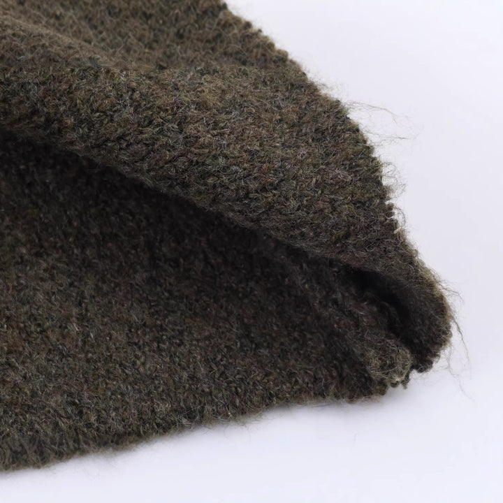 Damen Kurze Bouclé-Strickjacke mit Perlen- und Perlenapplikation an den Schultern Echoarchiv