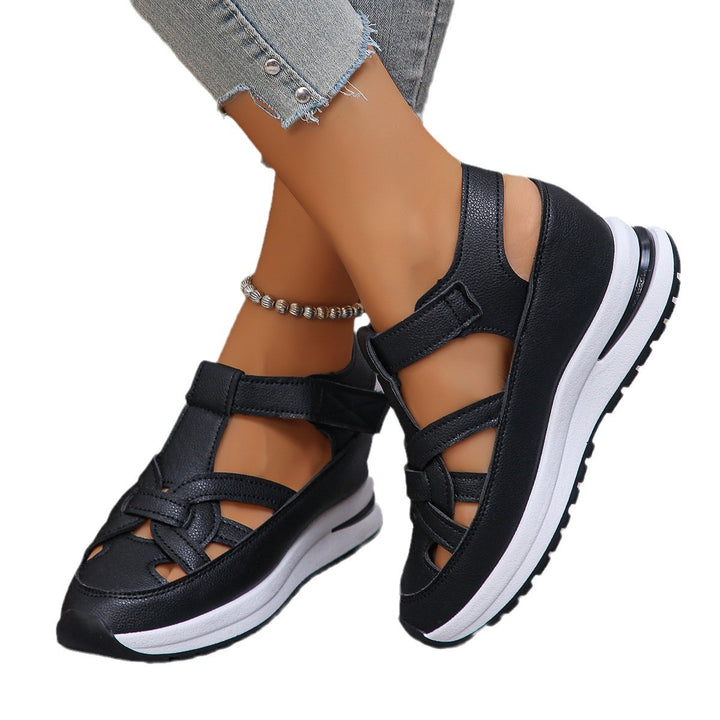 Damen Plateau-Sandalen mit sportlicher Sneaker-Sohle und verstellbaren Klettriemen – Sorelia