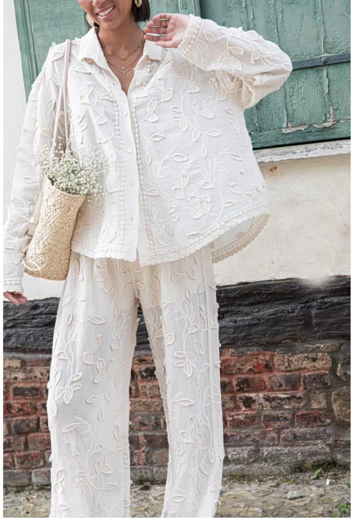 Damen Bluse mit feiner Stickerei und luftiger Passform Echo Archiv