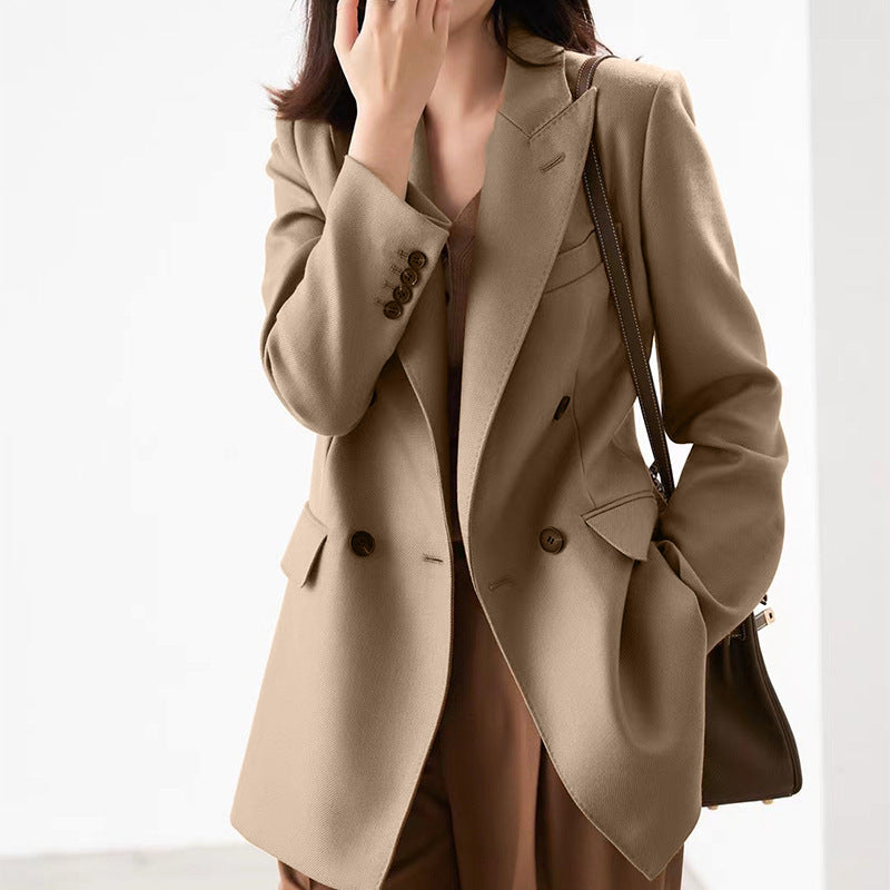 Damen Taillierter Longline-Blazer mit doppelreihiger Knopfleiste und Pattentaschen Echoarchiv
