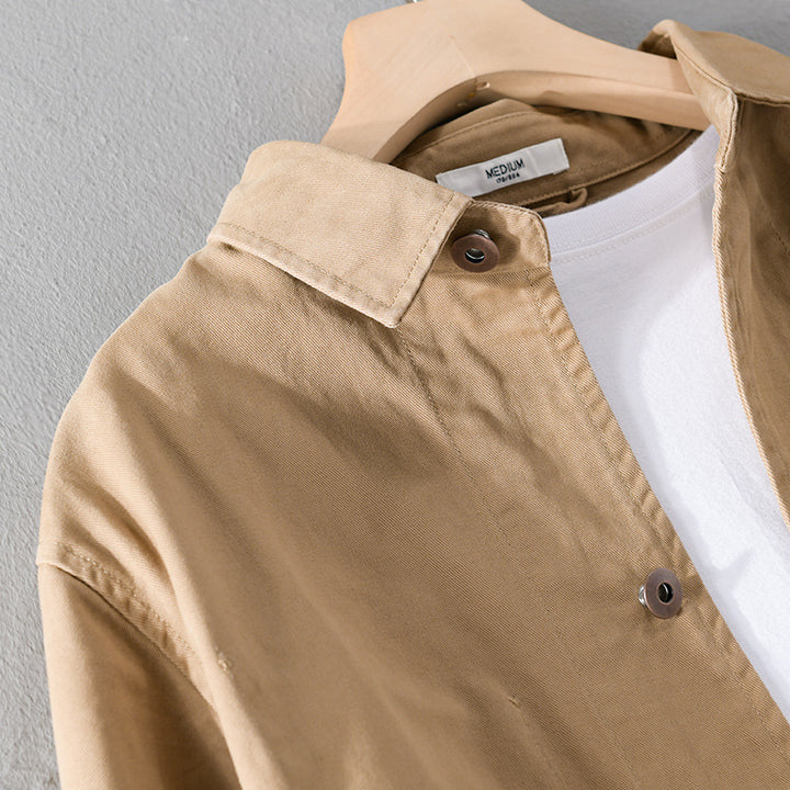 Herren Leichte Baumwoll-Chorejacke im Worker‑Stil mit Kentkragen und aufgesetzten Taschen Echoarchiv