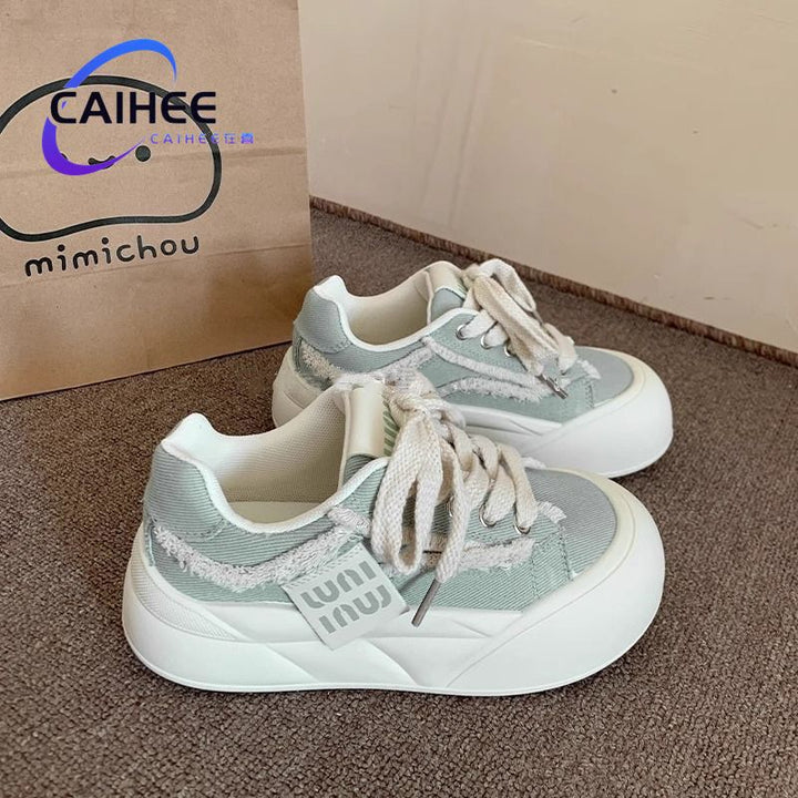 Damen Sneakers mit trendigem Sternen-Applikation und komfortabler Laufsohle Echo Archiv