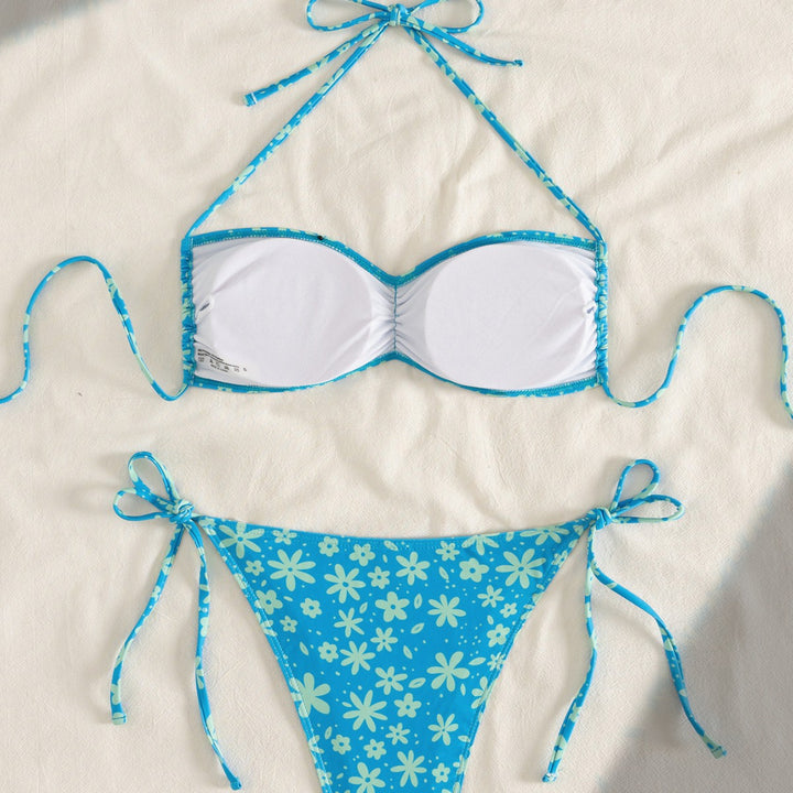 Damen Bandeau-Bikini mit floralen Akzenten Echo Archiv