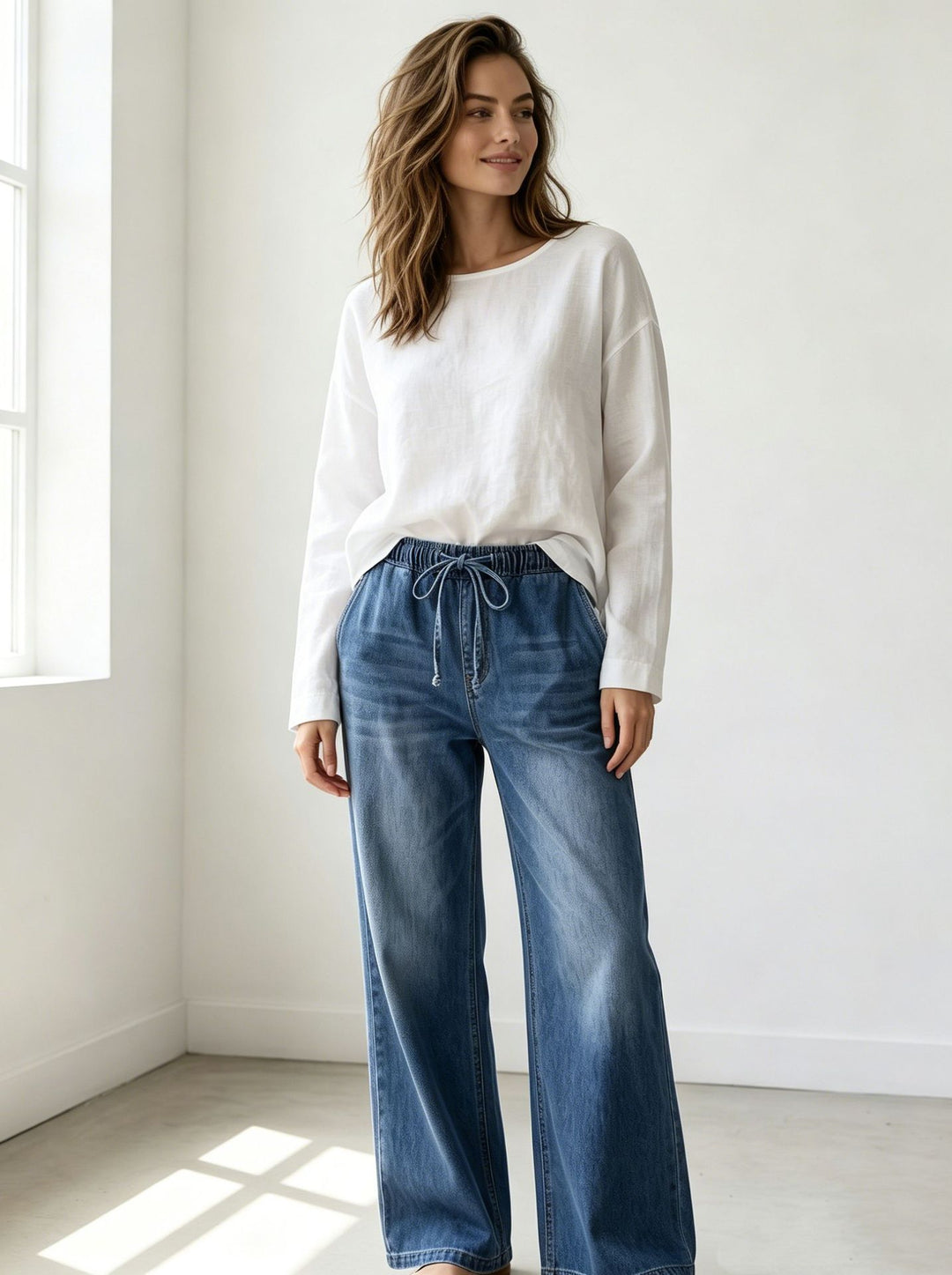Damen nan Relaxed-Fit Denim-Hose mit elastischem Tunnelzugbund, dezentem Used-Effekt und weitem Bein Echo Archiv