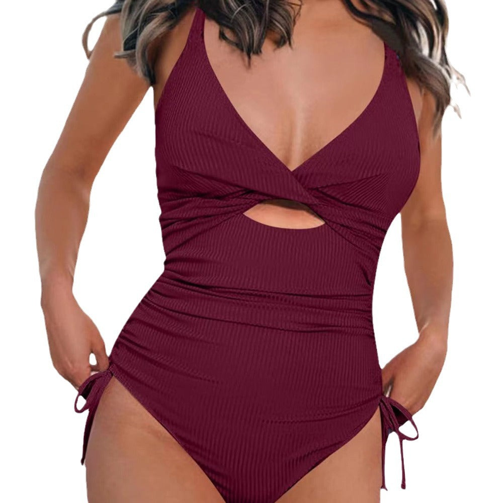 Damen Einteiliger Badeanzug mit modischem Cut-Out und verstellbaren Trägern Echo Archiv