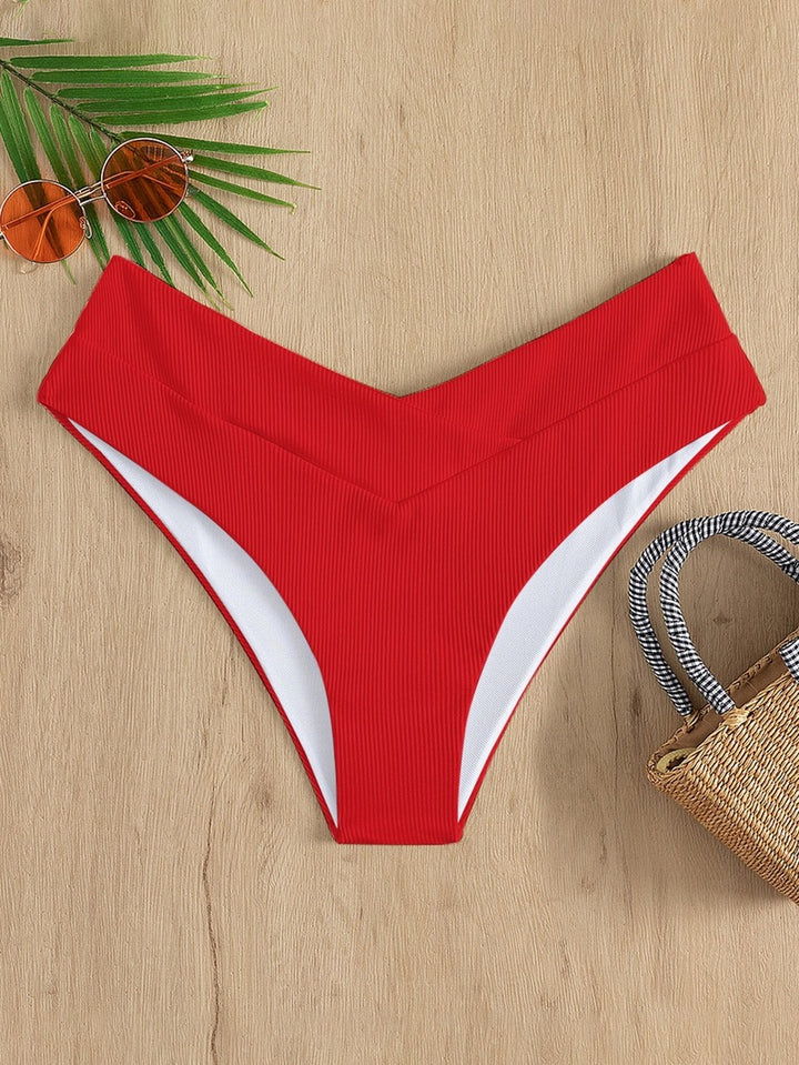 Damen Hochgeschnittener Bikini-Slip mit elegantem Design Echo Archiv