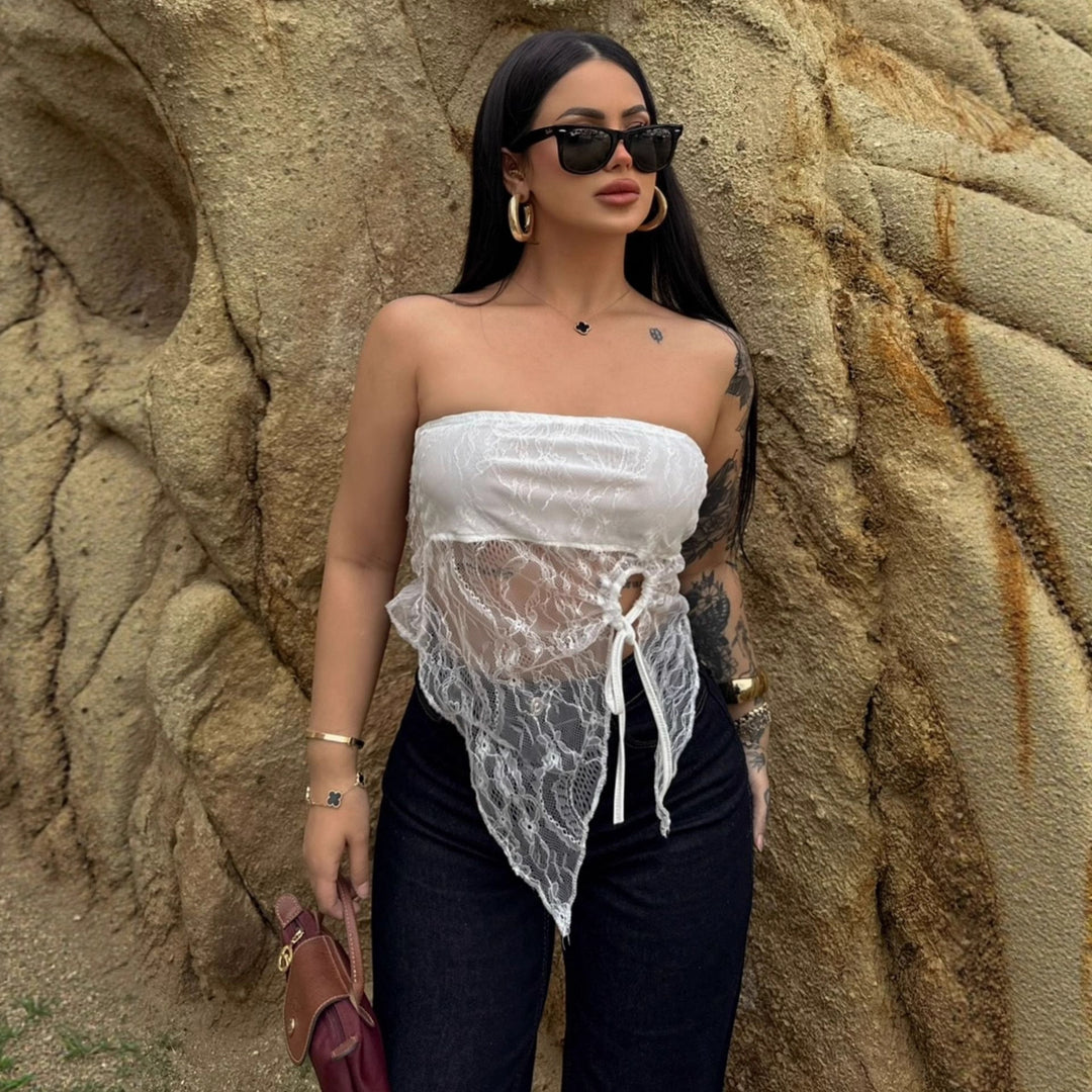 Damen Elegantes Bandeau-Top mit raffiniertem Spitzenüberzug und verspieltem Knoten Echo Archiv