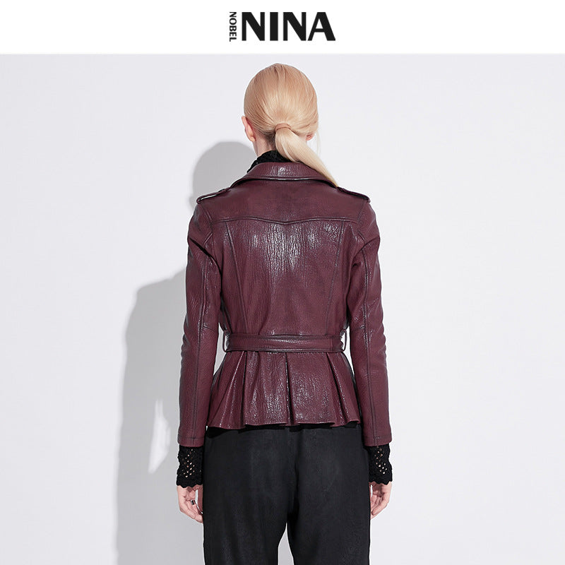 Damen Stylische Lederbikerjacke mit tailliertem Schnitt Echo Archiv