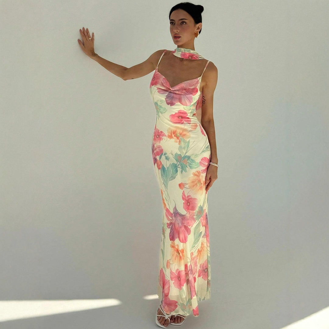 Damen Maxikleid mit raffinierten Spaghettiträgern und floralem Design Echo Archiv