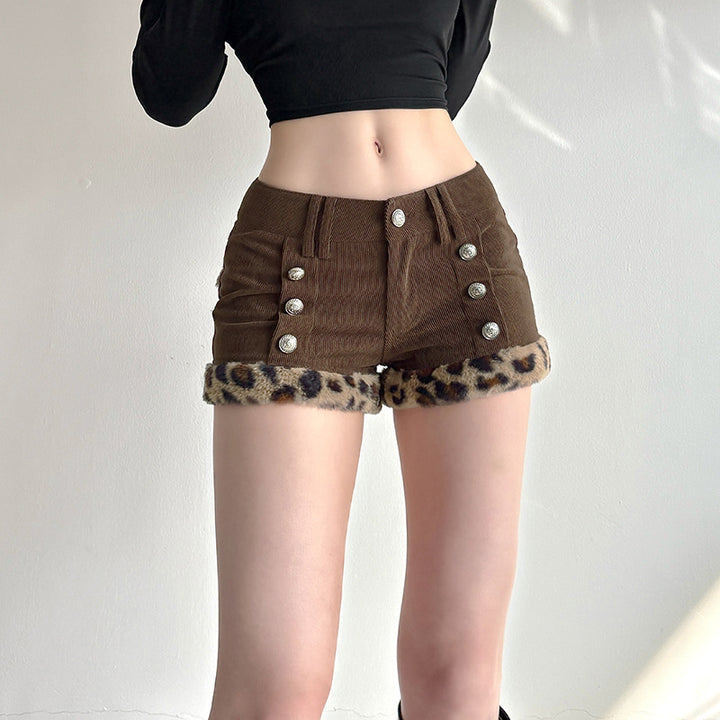 Damen modische Shorts aus Cord mit Kragenfransen und dekorativen Knöpfen Echo Archiv