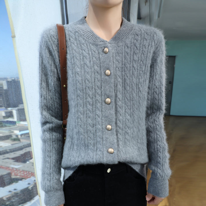 Damen Leichter Zopfstrick-Cardigan in Mohair‑Optik mit dekorativen Perlmuttknöpfen Echoarchiv