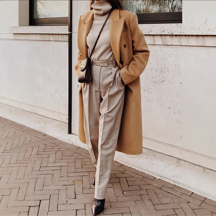 Frauen Doppelreiher Wollmischung Mantel mit oversized Schnitt und breiten Revers Echoarchiv