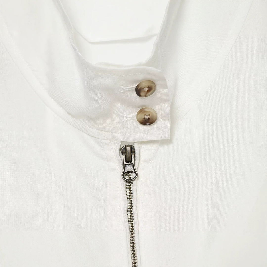 Damen Kurzerblouson im minimalistischen Clean‑Look mit hohem Stehkragen und elastischem Bund Echo Archiv