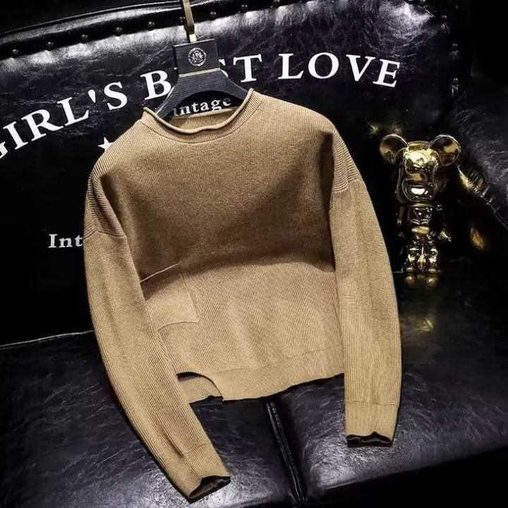 Damen Kurz geschnittener Strickpullover mit unregelmäßigem Saum und Rundhalsausschnitt Echoarchiv