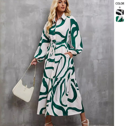 Damen nan gemustertes Hemdblusenkleid mit Taillenkordel, durchgehender Knopfleiste und seitlichem Schlitz Echo Archiv
