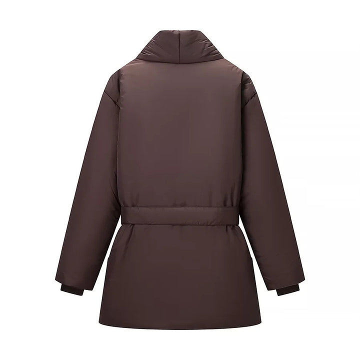 Damen wattierte Jacke mit Schalkragen, Bindegürtel und aufgesetzten Taschen – Célinea