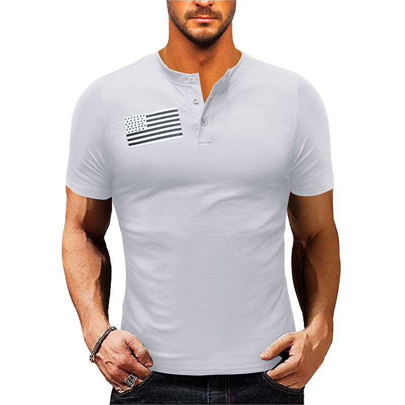 Herren Kurzarm-Henley-Shirt mit modischem Flaggenaufdruck Echoarchiv