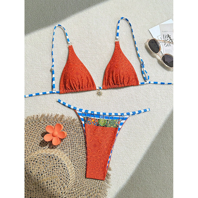 Damen Triangel-Bikini mit modischen Rüschen und buntem Gürtel Echo Archiv
