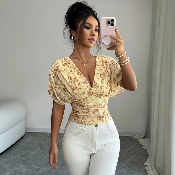 Damen Figurbetonte Wickelbluse mit tiefem V-Ausschnitt, geraffter Taille und Kimonoärmeln Echo Archiv