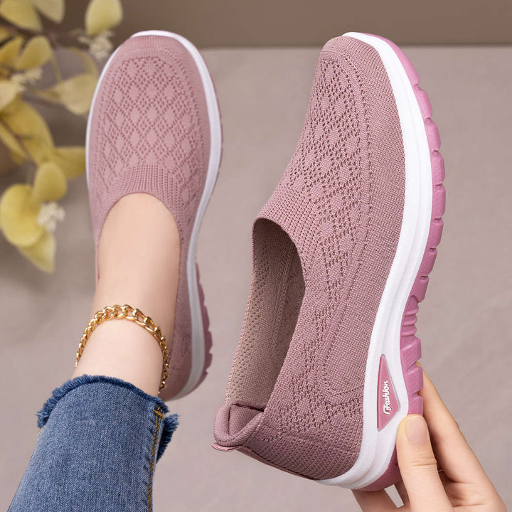 Damen nan gestrickter Slip-On Komfortwalker mit Memory-Fußbett, elastischem Sockeneinstieg und rutschfester Profilsohle Echo Archiv