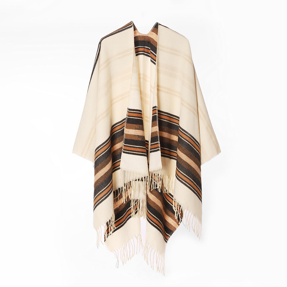 Damen Weichfallender Schalkragen‑Poncho aus Wollmix mit gestreiften Jacquardbordüren und Fransensaum – Célinea