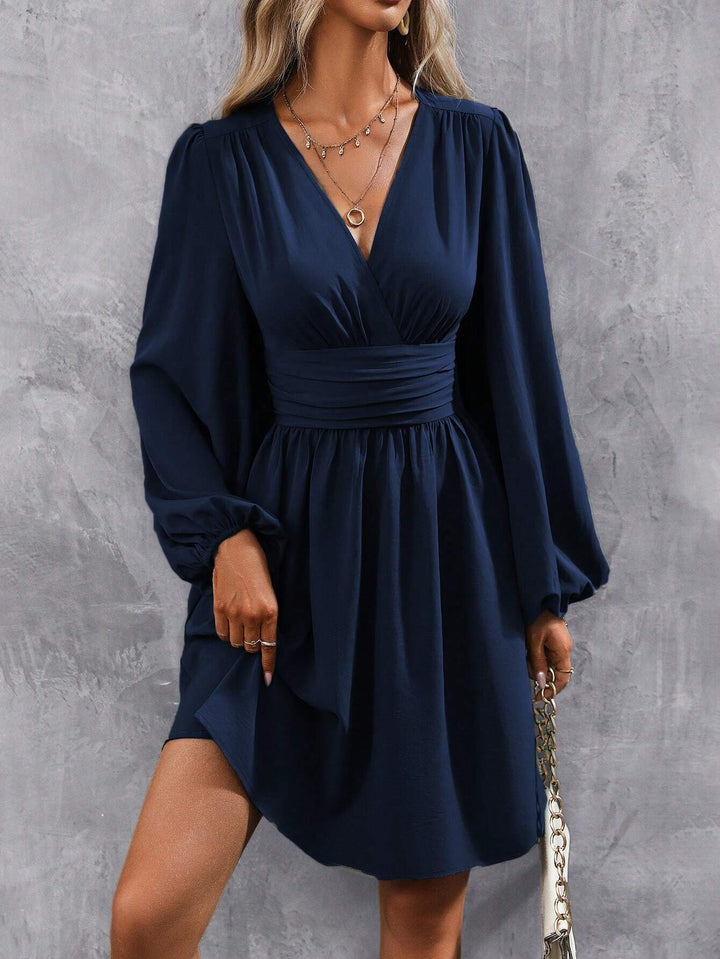 Damen Knielanges Wickelkleid mit eleganten Puffärmeln – Élara