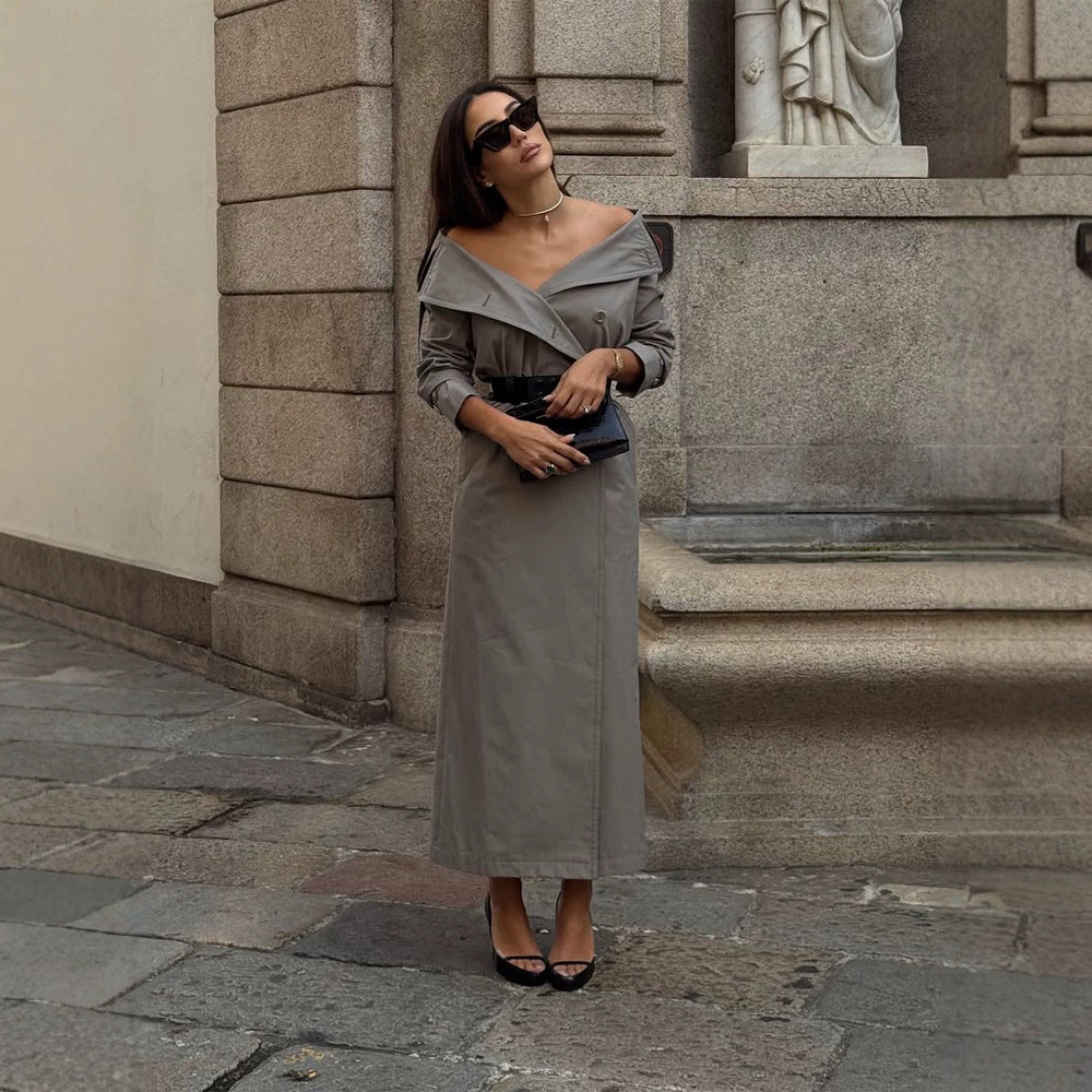 Damen Off-Shoulder Trenchkleid mit doppelreihiger Knopfleiste und tailliertem Lackgürtel Echoarchiv