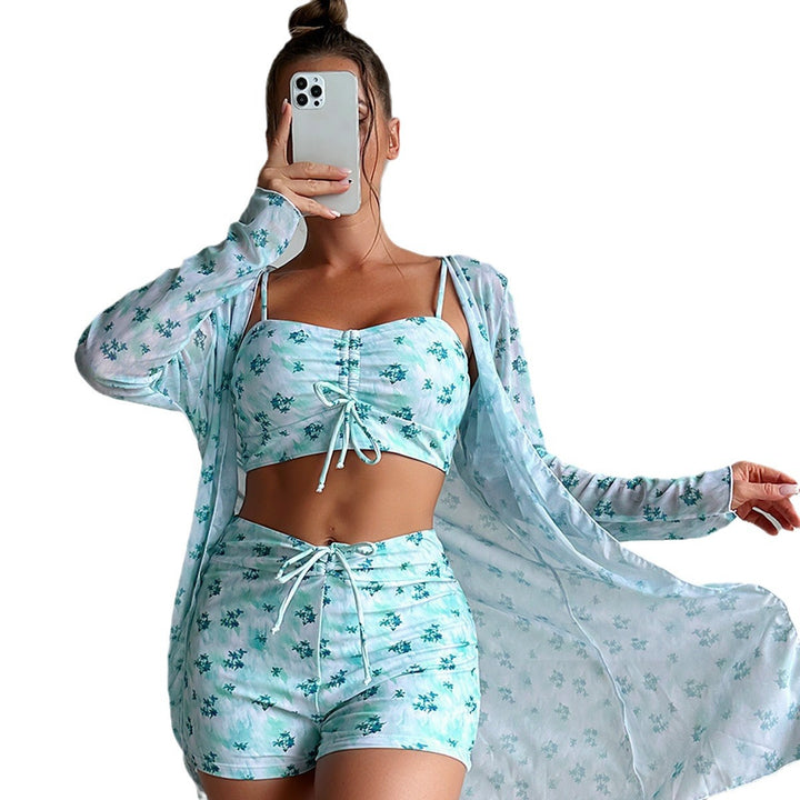 Damen Sommerliches Strandoutfit Echo Archiv