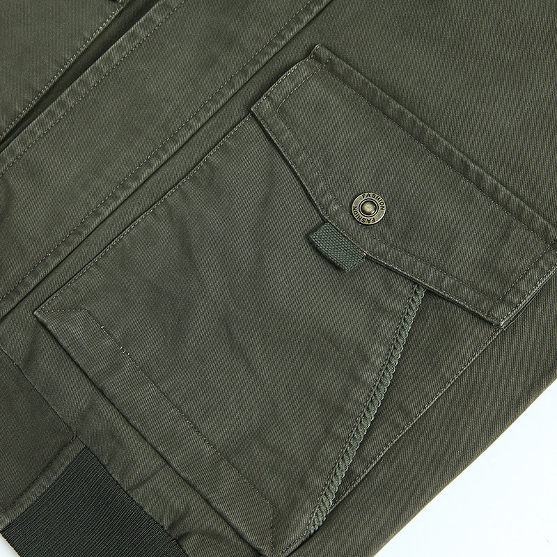 Herren Canvas-Fieldjacke im Bomberstil mit gerippten Bündchen, aufgesetzten Pattentaschen und bedrucktem Innenfutter Echoarchiv