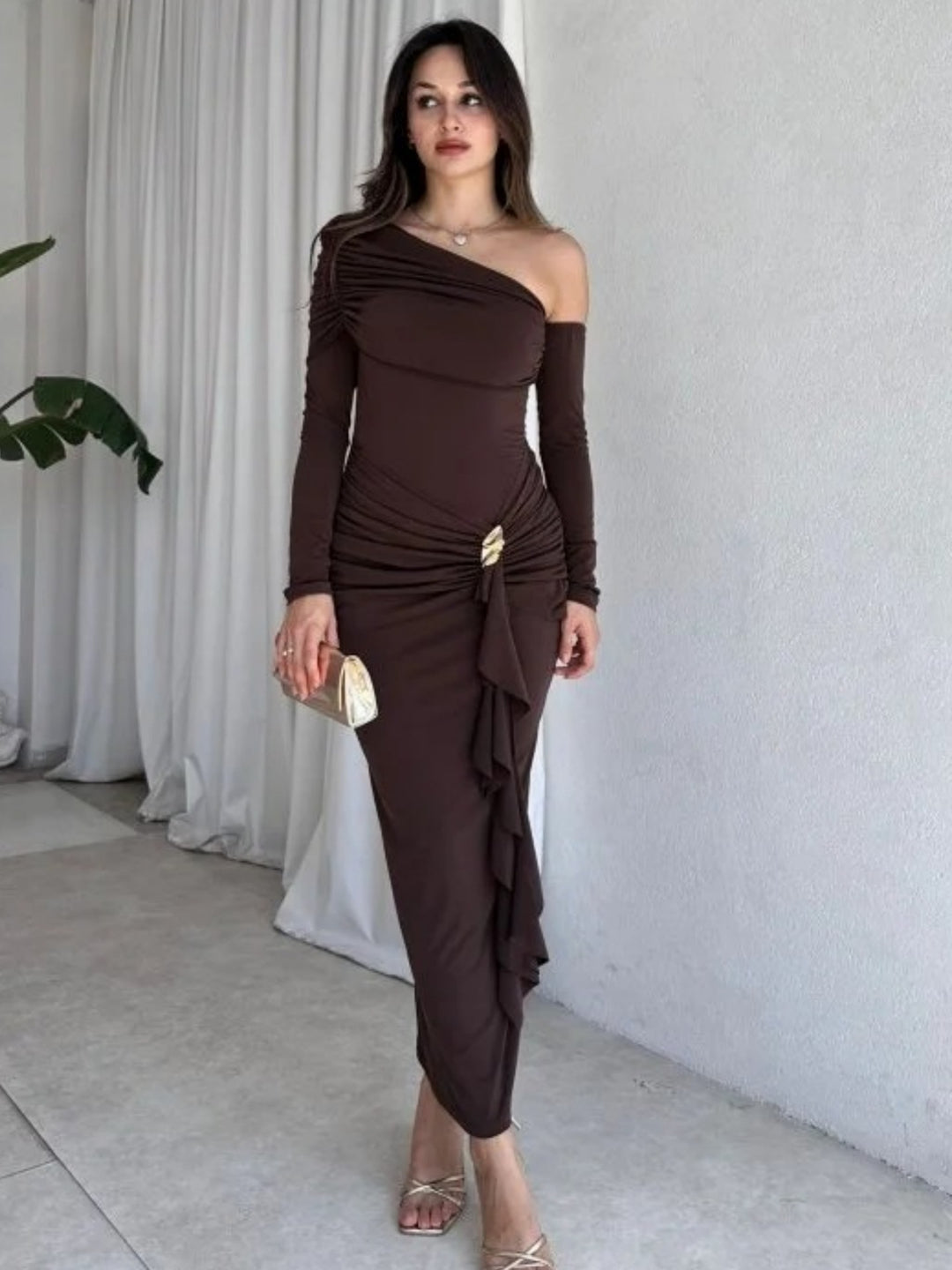 Damen elegantes Wickelkleid mit asymmetrischem Design und raffinierten Drapierungen Echo Archiv