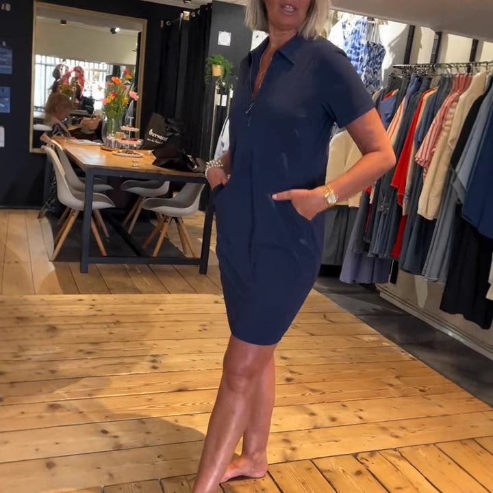 Damen nan legeres Polokleid mit Reißverschlusskragen, kurzen Ärmeln und praktischen Eingrifftaschen Echo Archiv