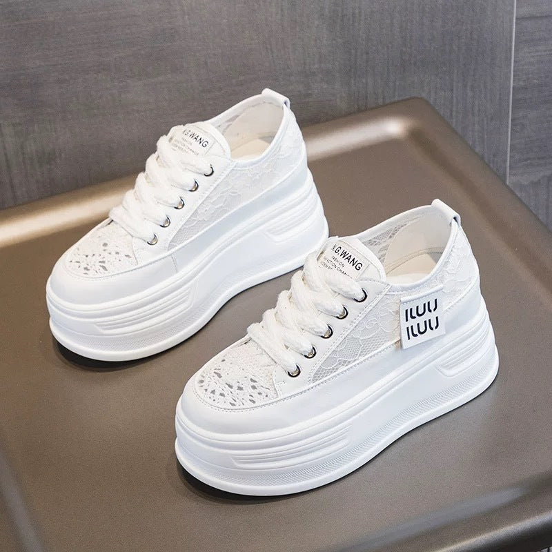 Damen Chunky Plateausneaker mit atmungsaktiver Mesh-Oberfläche und modischer Schnürung Echo Archiv