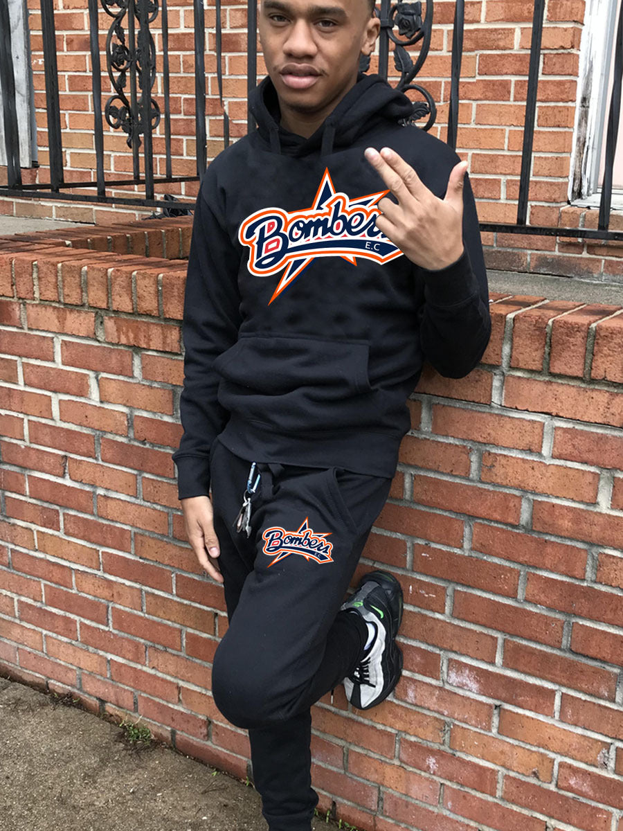 Herren Kapuzenpullover und Jogginghose Set mit sportlichem Logo-Design Echoarchiv