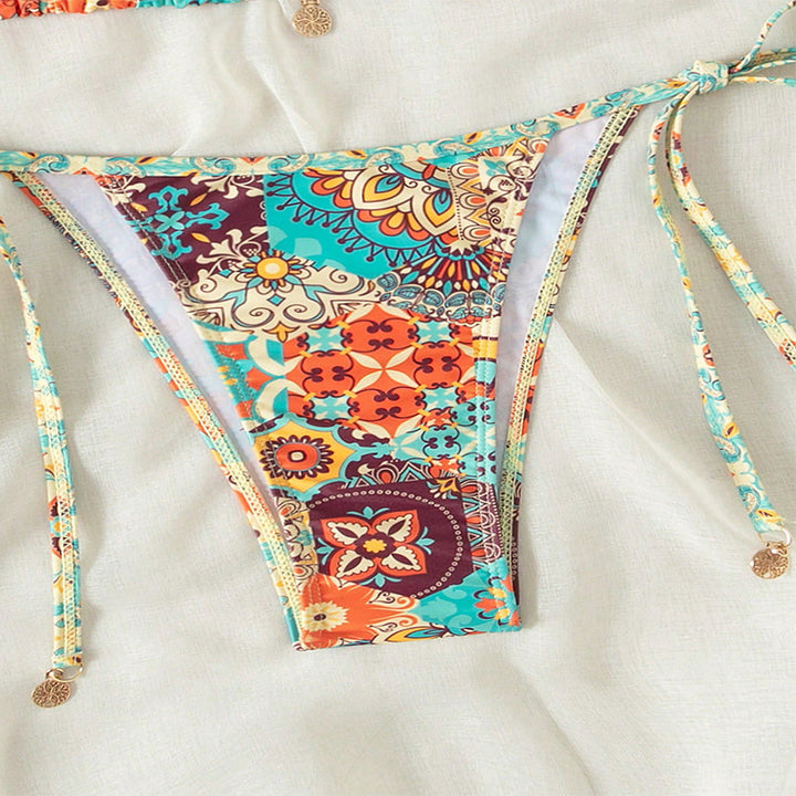 Damen Triangel-Bikini mit verspieltem Bindesystem und farbenfrohem Muster Echo Archiv